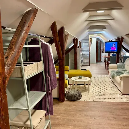 Apartmán House - V Sukromi *