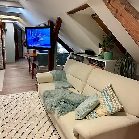 Apartmán House - V Sukromi Sala